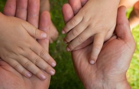 Protection de la jeunesse : la Commission des droits insiste sur l’importance de garantir la stabilité des liens familiaux des enfants placés